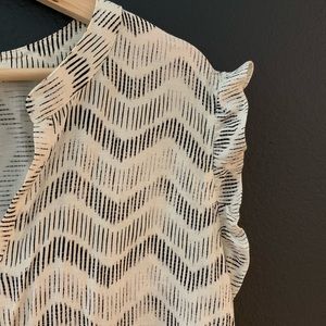 Universal Thread Sleeveless Blouse